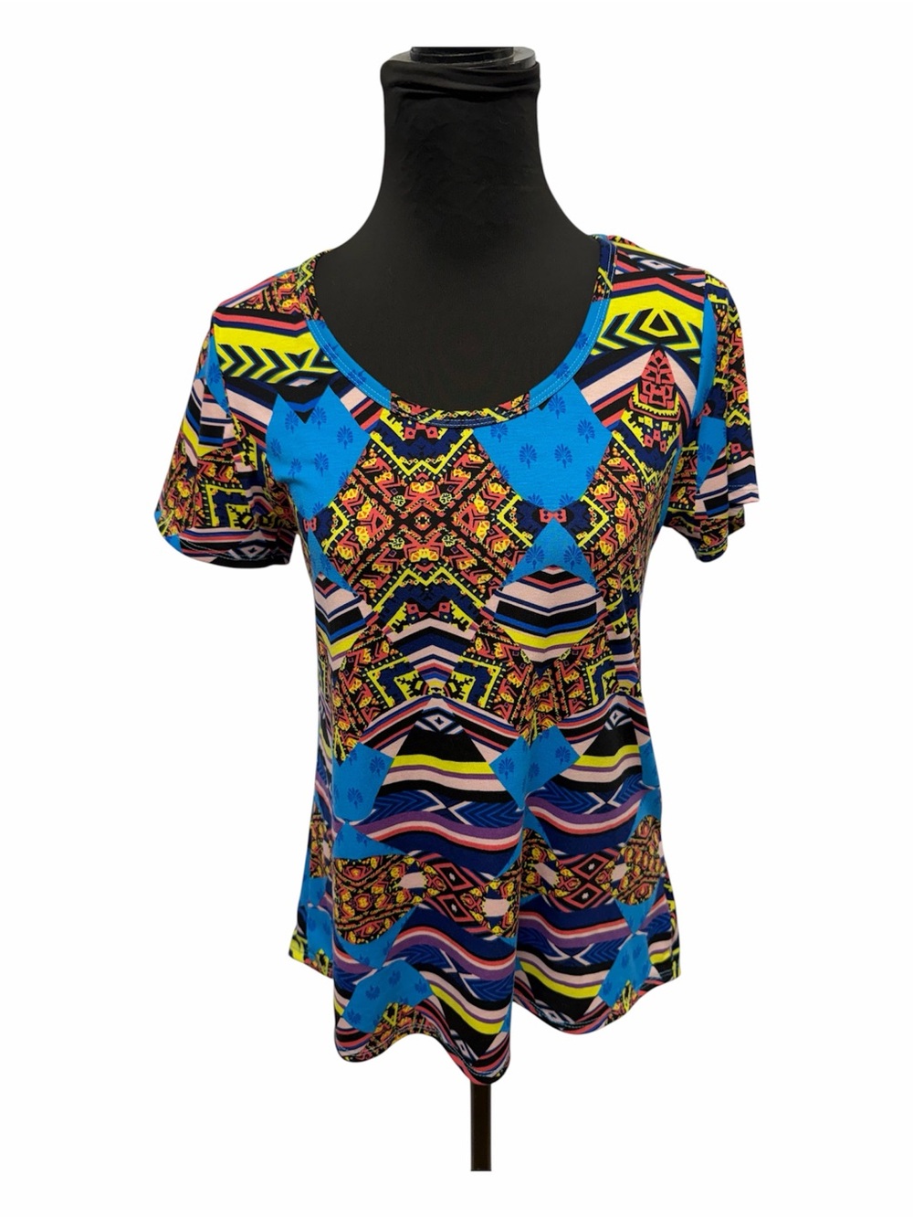 LuLaRoe S Multicolor Geometric Print Short Sleeve Swing Top Bold Stretch